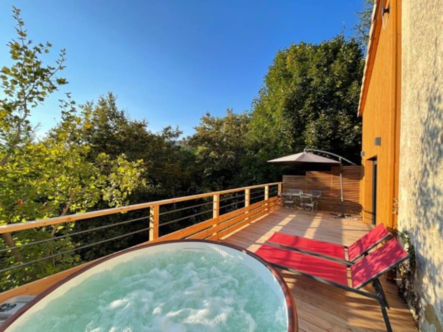 Maison de vacances Maisonnette en pleine nature, spa, village à pieds Les Rouvières, 26220 Dieulefit