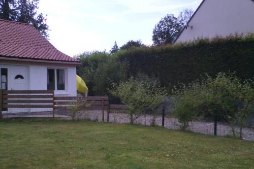 Appartement Maisonnette les papillons 29A Rue des Folles Pensées Bléquin