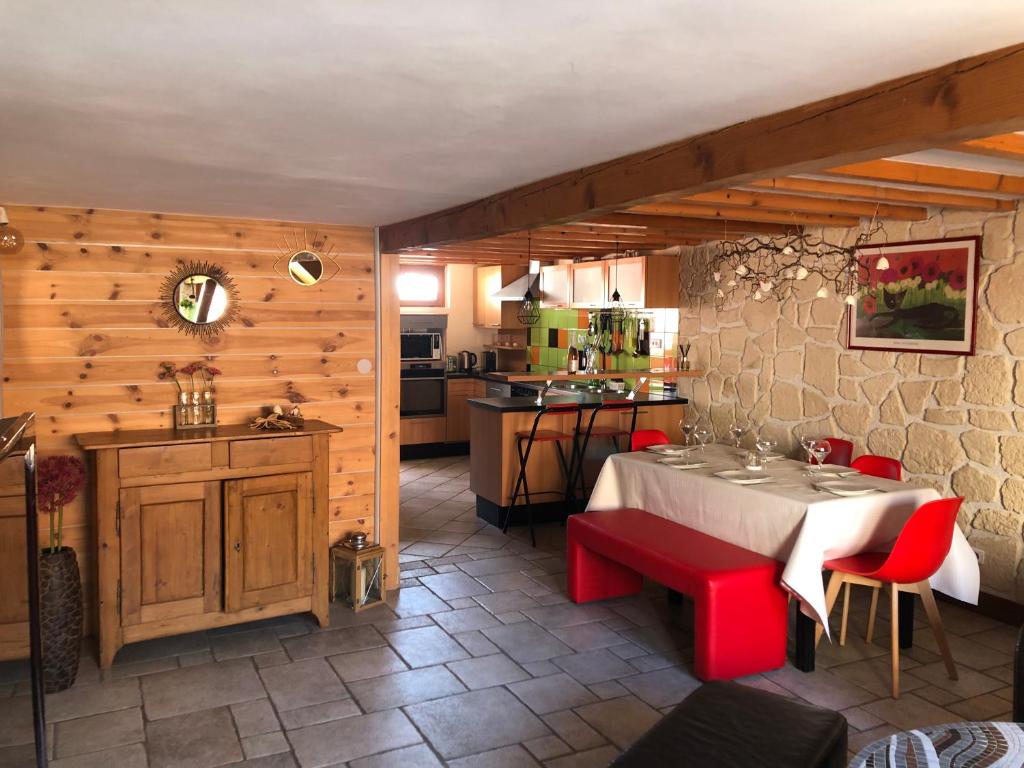 623 Villa Katiya