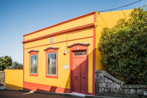 A Casa Amarela