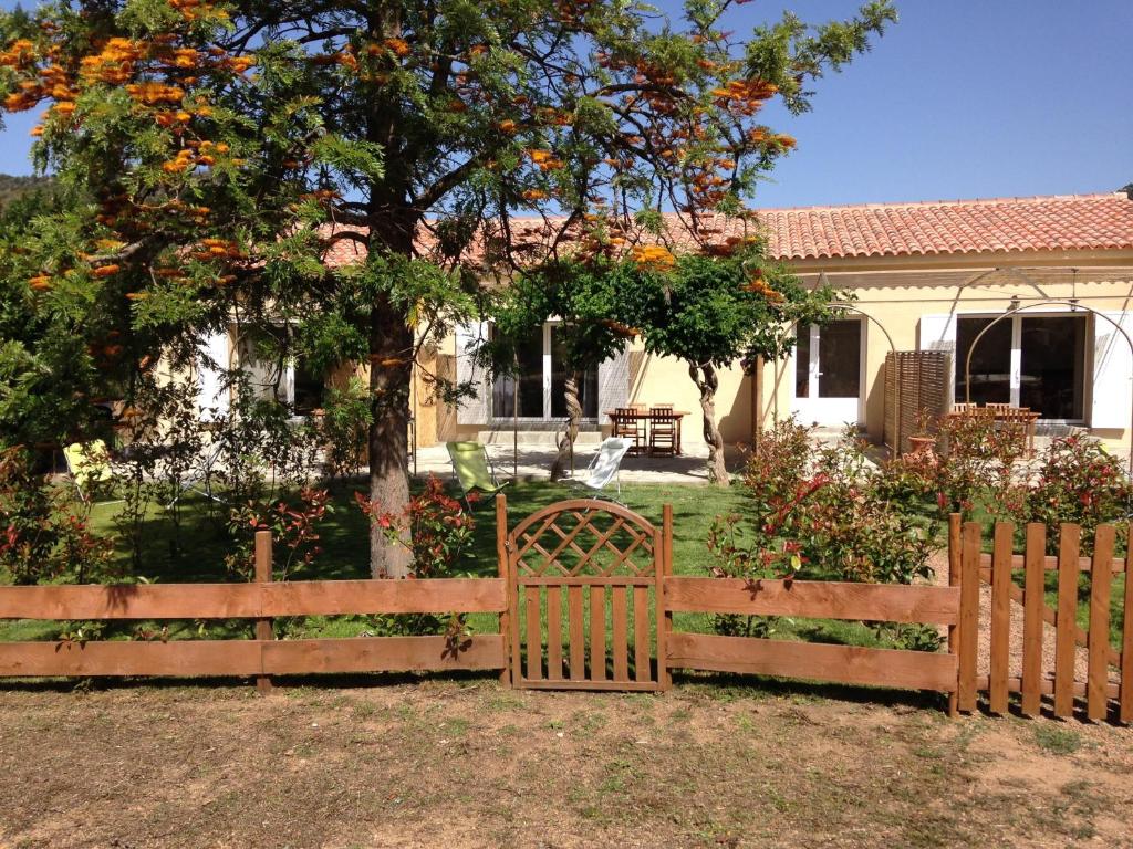 Maisons de vacances A FATA DI L'ORTOLO gîtes à la ferme Vallée de l'Ortolo Pero Longo 20100 Sartène
