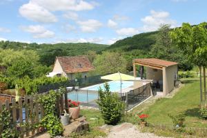 Maisons de vacances A l'Oree des Cazelles Pech- luquet 46160 Saint-Pierre-Toirac Midi-Pyrénées