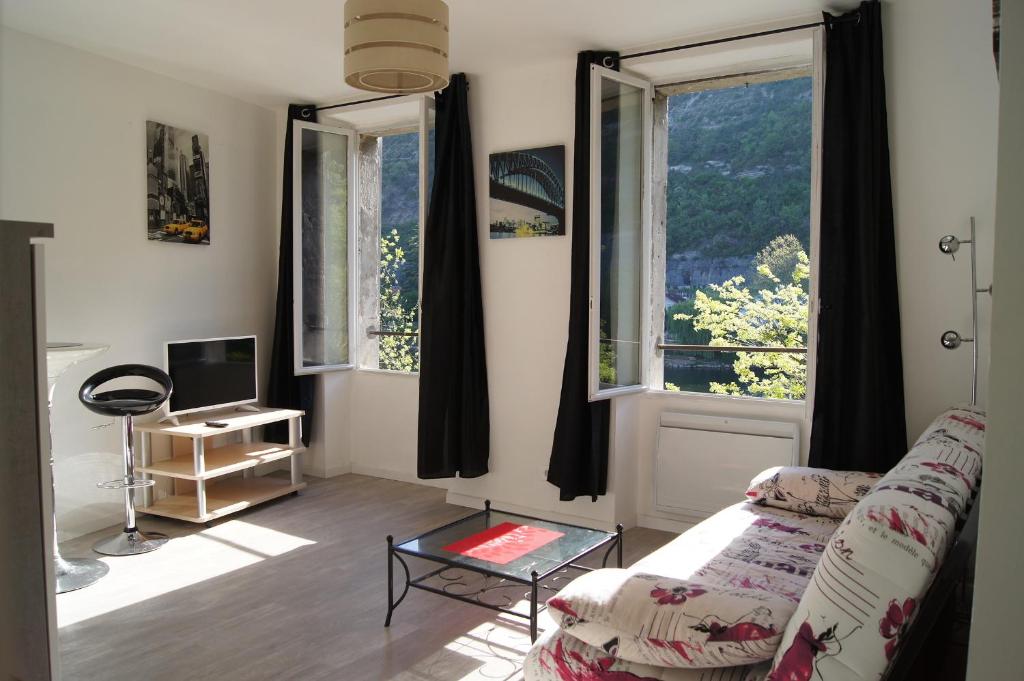 Apartmenthaus DER JOHANNESHOF - tolle Lage nah am See ! 83727 Schliersee