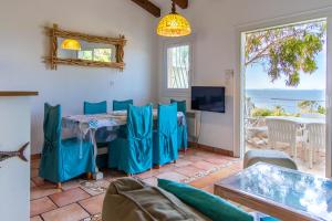 Maisons de vacances Appartements L'Acacia - plage d'Argent à 300m Villa B2 Hameau Plein Soleil 20132 Coti-Chiavari Corse