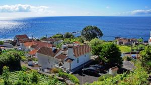 Maisons de vacances Casa Do Avô Faidoca Rua Professor Dias De Melo 3 A Calheta De Mesquim 9930-030 Calheta de Nesquim Açores