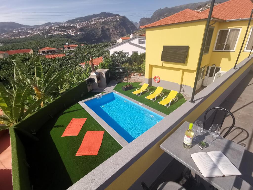 CASA DOS AVÓS Apartments with Pool in Funchal Bêco Do Poço Barral 21, 9000-296 Funchal