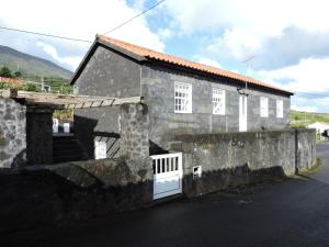 Maisons de vacances Casas da Carlota Rua da Ribeirinha 9940-344 São Roque do Pico Açores