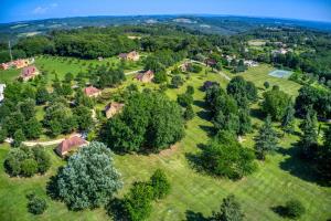 COMBAS village de gites