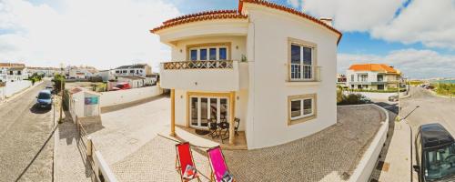 Cosmos Retreat Baleal