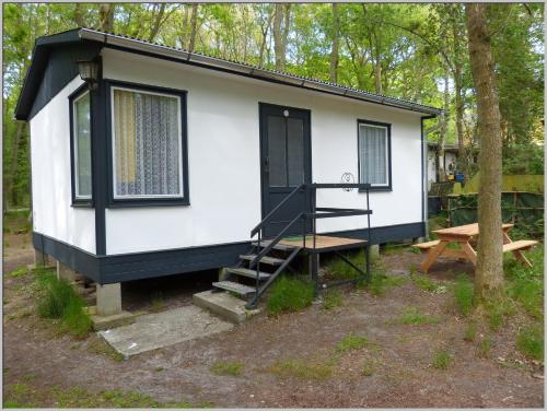 DDR Bungalow direkt am Strand auf Rügen