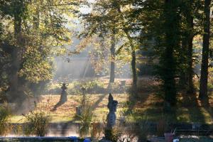 Domaine De Chantemerles