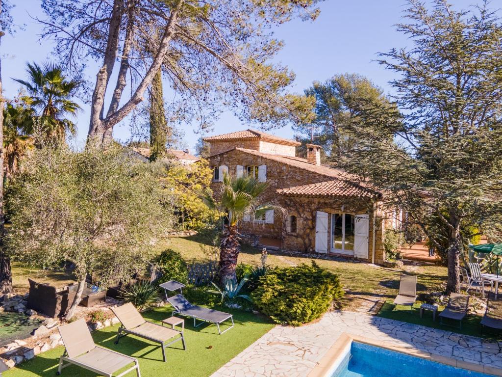 Domaine de L'échappée Belle 83570 Entrecasteaux