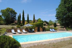 Maisons de vacances Domaine de la Charmeraie Les Ribeyries 24260 Saint-Cirq Aquitaine