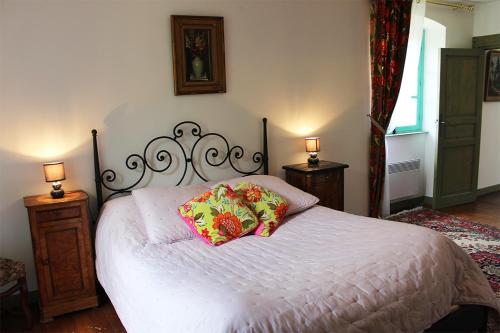 Domaine De Syam - Gîtes, Chambres d'hôtes & Cabanes