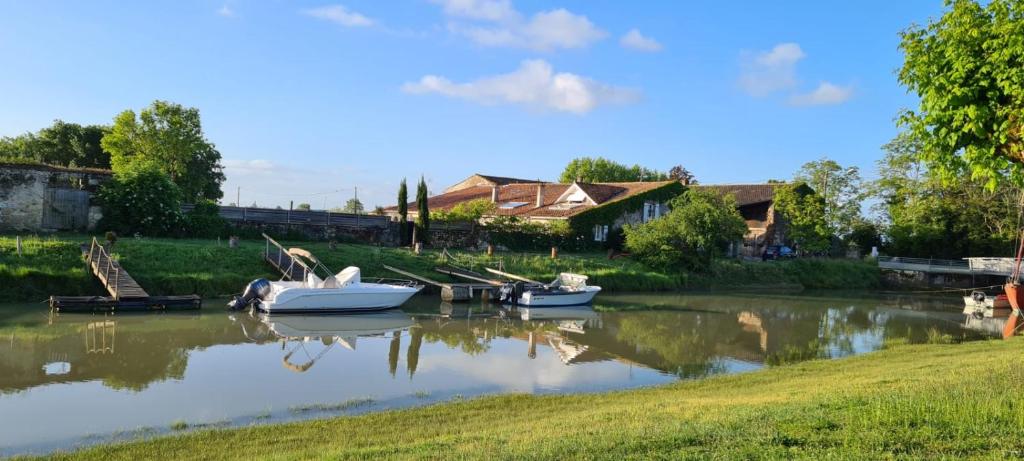 Maisons de vacances Domaine des Prés de Joussac - Protocole sanitaire strict 45, Route de Valeyrac, Port de Richard 33590 Jau-Dignac-et-Loirac