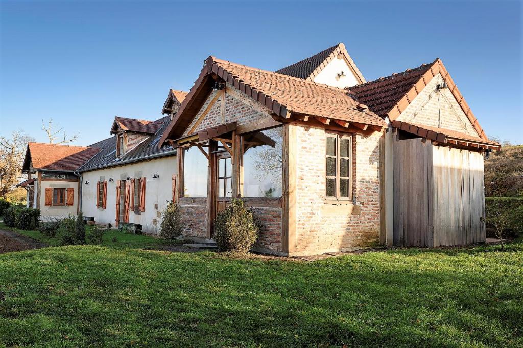 Maisons de vacances Domaine La Carrière RN7 lieu-dit : la Carrière 03400 Toulon-sur-Allier