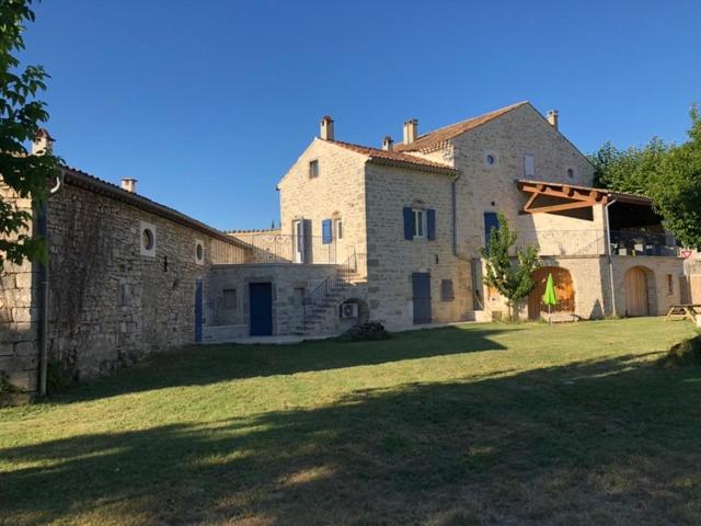 Maisons de vacances DOMAINE MARY'S Avenue Pierre André Benoît 30430 Barjac