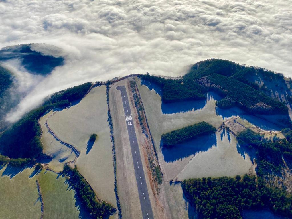 Ecole de pilotage ULM LOZERE Aérodrome de Mende, 48000 Mende