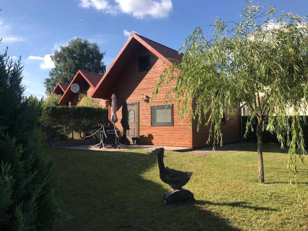 Maisons de vacances Ferienhaeuser Auszeit am Grossen Labussee Zwenzow 5 17237 Userin