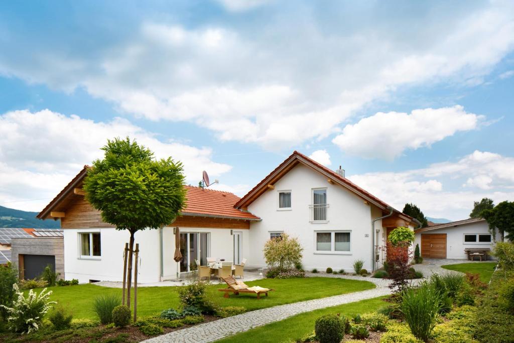 Ferienhaus Schlamminger Reisacherbergweg 3, 93495 Döbersing