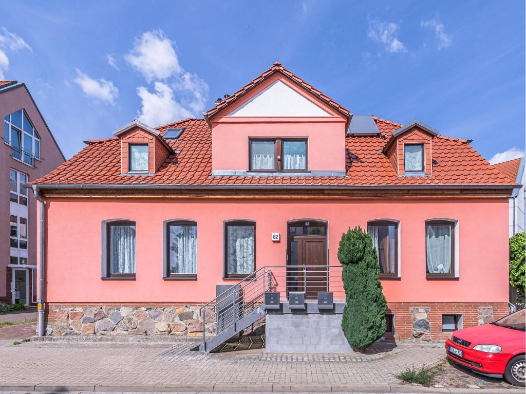 Maisons de vacances Ferienhaus Seeperle Gerhart-Hauptmann-Allee 62 17192 Waren