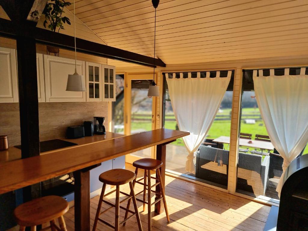 Maisons de vacances Ferienhäuschen Welschneudorf am Rückerhof 1 Tiergartenstraße 56412 Welschneudorf