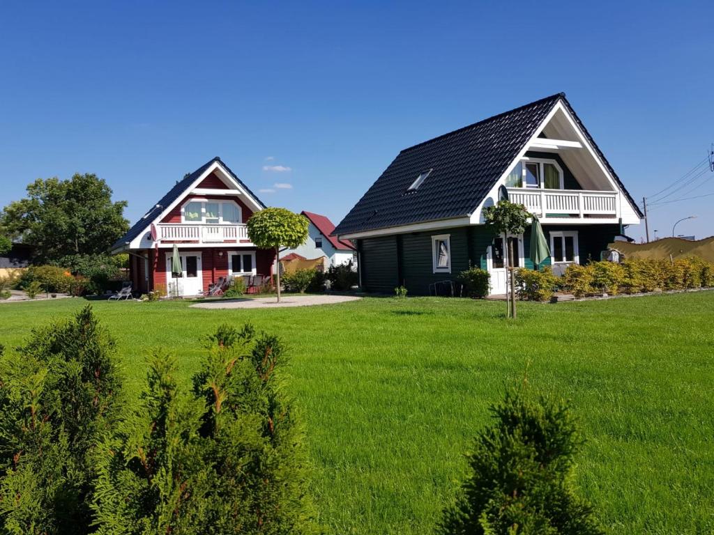 Maisons de vacances Ferienhäuser Oberdorla Am Bahnhof 4 99986 Oberdorla