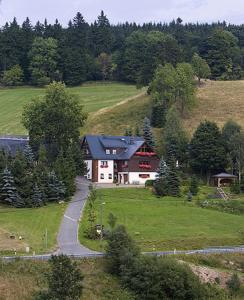 Maisons de vacances Ferienwohnungen Altenberg ERZ 060 Steinbergweg 1 01773 Am Donnerberg Saxe