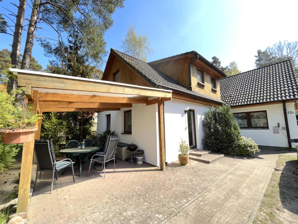 Maisons de vacances Ferienwohnungen Dierhagen MOST 1110 Ginsterweg 22 18347 Neuhaus