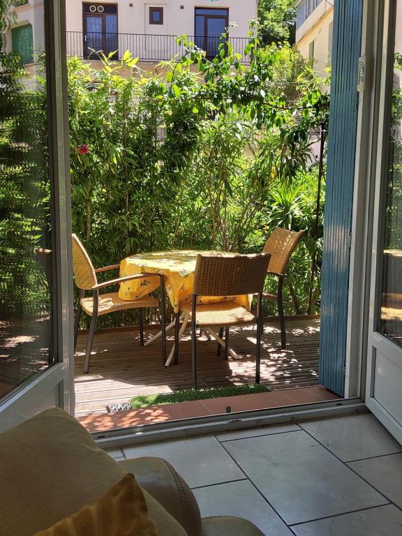 gite de la butte aux oiseaux 48120 Saint-Alban-sur-Limagnole
