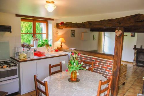 Gite les Glycines et la petite maison