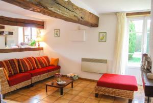 Gite les Glycines et la petite maison