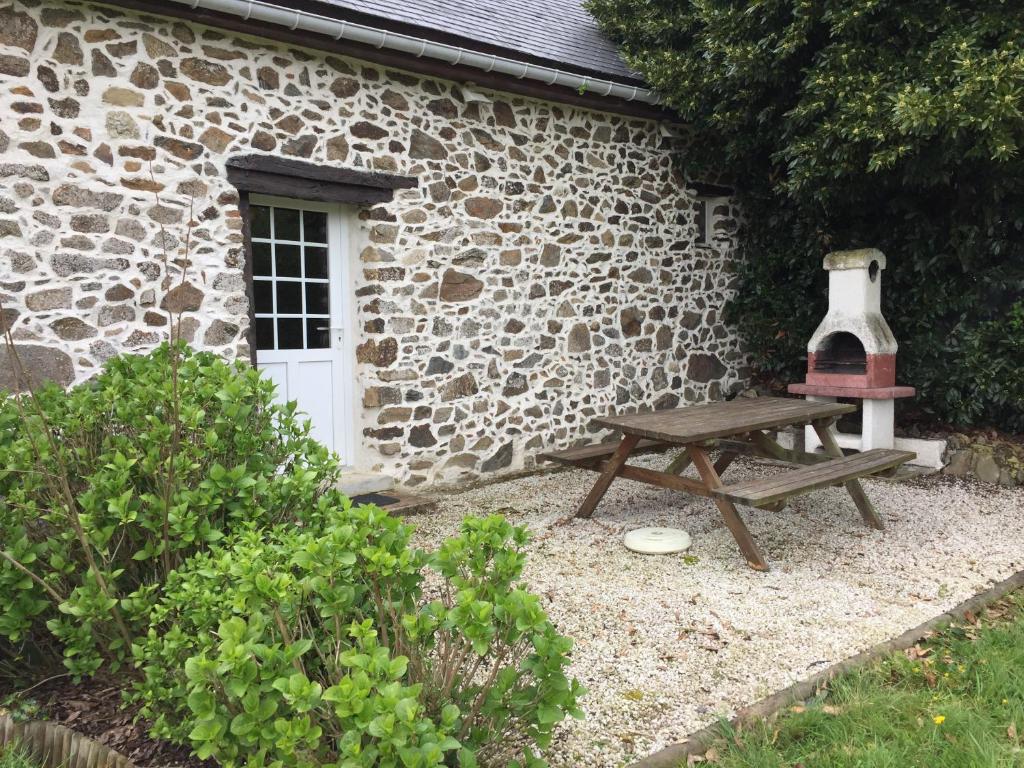 Maisons de vacances Gîtes au Clos du Lit Rue de la Ville d'Ys 22400 Saint-Aaron