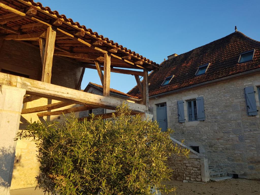 Maisons de vacances Gites chez Antonin Le Pech 46330 Tour-de-Faure