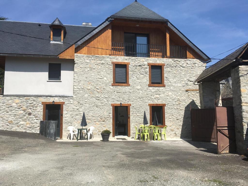 Maisons de vacances Gîtes chez Sylvie 26 Route de Luchon 65240 Arreau