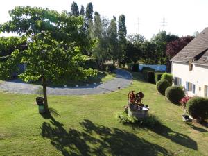 Maisons de vacances Gites de Gondieres Domaine de Gondières 58000 Saint-Éloi Bourgogne