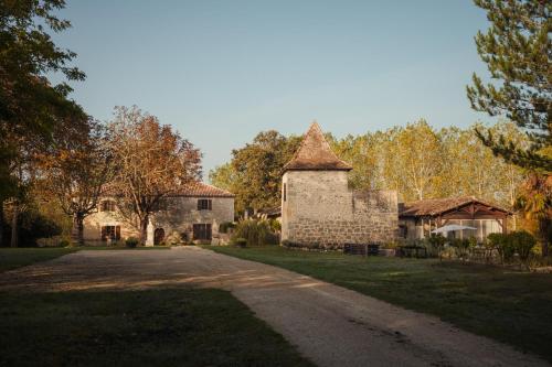 Gîtes de Pehillo - Piscine & vacances nature à Nérac