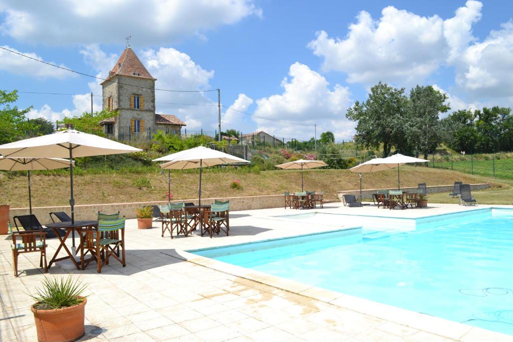 Maisons de vacances gîtes du cheval blanc Le Râle 47260 Brugnac