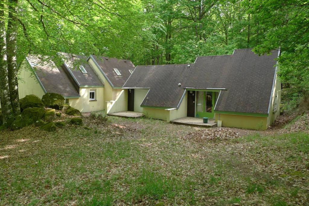 Maisons de vacances Gîtes La Forêt la foret 23130 Chénérailles