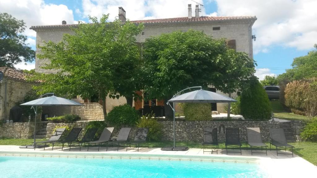 Maisons de vacances Gites La Peyroulière Aurignac La Peyrouliere 82150 Aurignac