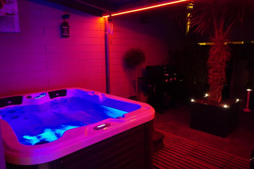 Gites N Spa 157 Rue du Brun Pain, 59200 Tourcoing