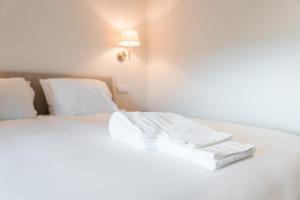 Maisons de vacances GuestReady - Casal do Bairro Suite 1 260 Rua da Cruz 4810-570 Gémeos -1