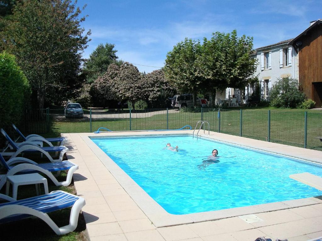 Holiday Home La Rose 13 Pignot Nord, 33190 Barie