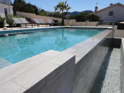 Home Cassis - Maison Mediterrannee - Piscine chauffée