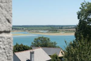 Maisons de vacances Ker Bellevue, maison avec vue sur La Rance Rue du Passeur, 40 22490 Plouër-sur-Rance Bretagne