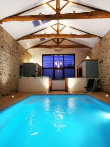 Maisons de vacances L'Escale du Bocage Piscine couverte chauffée PETITE BOUCHERIE 85700 La Flocellière Pays de la Loire