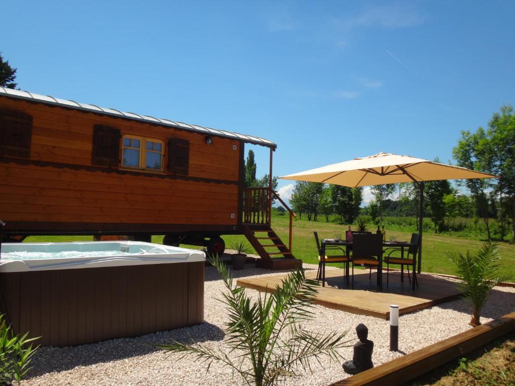 L'Oasis Des Pyrénées L'Orée du bois, 65230 Campuzan