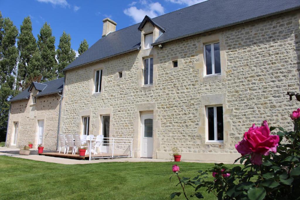 Maisons de vacances La ferme de Fumichon 4 route d'Etreham 14400 Tour-en-Bessin