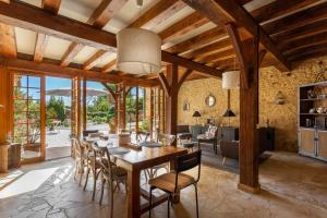 Maisons de vacances La Ferme de l'Embellie Gîtes et Chambres d'Hôtes La Ferme De L Embellie Lieu dit Gavernat 24480 Le Buisson de Cadouin Aquitaine