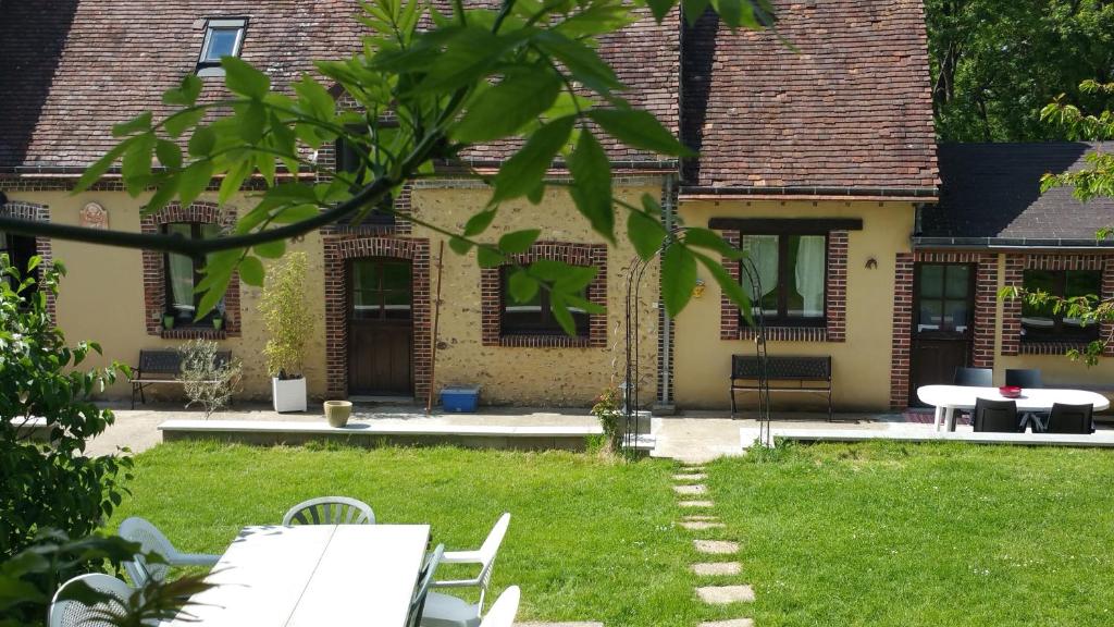 La Maison Lierue La Maison Lierue, 28480 Frétigny
